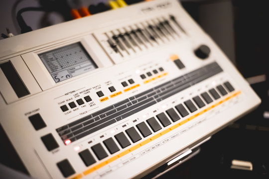Digital Drum Machine Sequencer