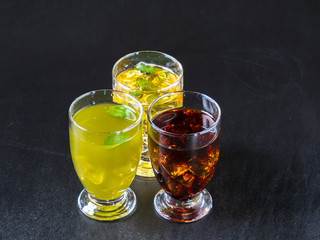 日本のお茶　green tea made in Japan