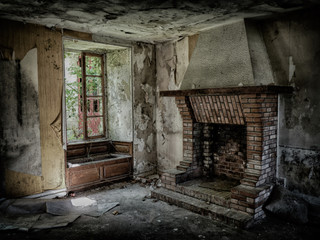 Fototapeta na wymiar maison abandonnée