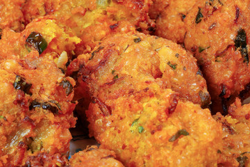 Piaju pakora pakoda pakodi fakkura bhajiya bhajji ponako onion lentil fitter chop snack fried food