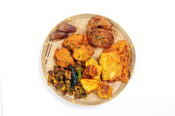 iftar set Piaju pakora beguni black chickpeas ghugni potato chop dates snack fried food