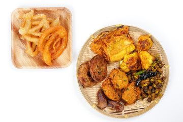 iftar set Piaju pakora beguni black chickpeas ghugni potato chop dates snack fried food