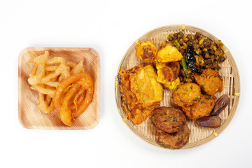 iftar set Piaju pakora beguni black chickpeas ghugni potato chop dates snack fried food