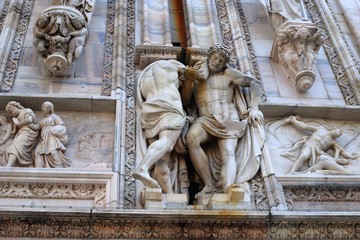 Particolare di statue del Duomo di Milano