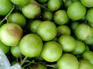 Green fruit