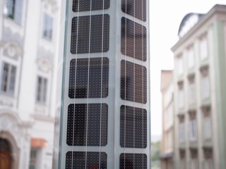Hightech - Beleuchtung - Solarzellen in der Altstadt	