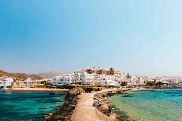 Stadtbild der Stadt Naxos an einem sonnigen Tag, Naxos, Griechenland © dominikfrings