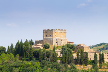 Fototapeta na wymiar Ripa d'Orcia castle view, Tuscany landmark, Italy