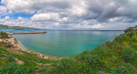 Fototapeta na wymiar Panoramic view of the Alykes Beach