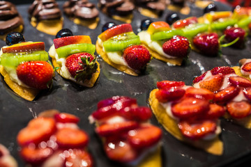 cupcakes fruit tops macro