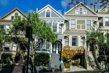 Fototapeta na wymiar San Francisco - Typical Houses - Street 