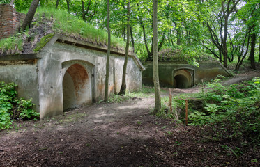 Fototapeta na wymiar Fragment of battle shelters on fort 1, in the fortress, rethink from the time of the First World War