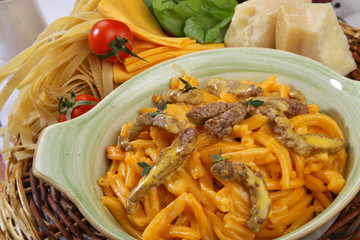 mac and beef pasta