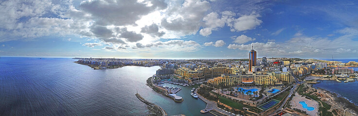 panorama malta widok woda ocean słońce budynki - obrazy, fototapety, plakaty
