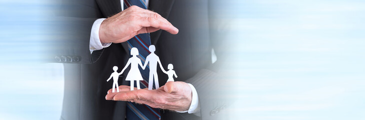 Fototapeta na wymiar Concept of family insurance. panoramic banner
