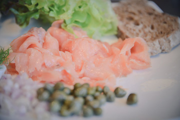 Smoked salmon salad with beans