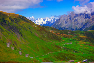 Switzerland is a beautifull country.