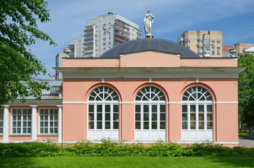  Moscow, Russia - may 20, 2019: Northern service building (greenhouse) in Vorontsovo Park (Vorontsovo manor)