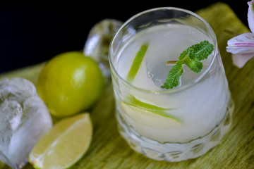 cocktail with lime and mint