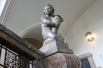  Treppen Deko Skulpturen