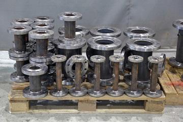 Massive steel blanks for the pipeline industry and pumps