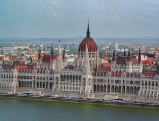 Obraz premium Parliament building in Budapest