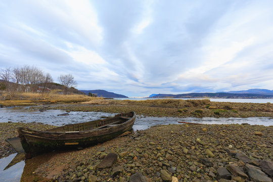 Tjeldsund bilder Bläddra bland 98 stockfoton, vektorer och videor