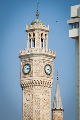 Fototapeta na wymiar İzmir clock tower in konak square