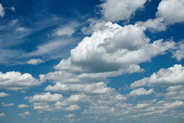 Naklejka na ściany i meble beautiful clouds in the sky at day