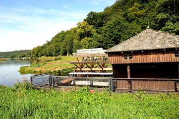 Fototapeta na wymiar Höfgen, Mulde und schwimmende Flussmühle