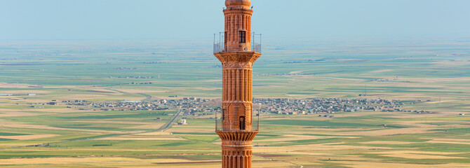 Mardin Sehidiye Mosque on the background Amazing Mesopotamia - Mardin, Turkey