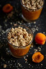 verrines crumble d'abricots