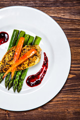 Grilled chicken breast and vegetables