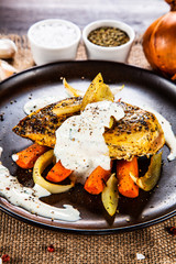 Grilled chicken fillet and vegetables