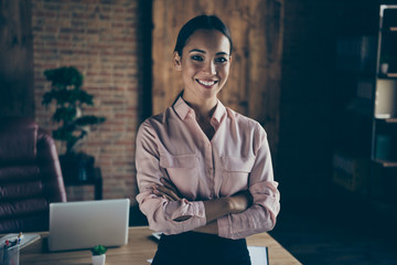 Portrait of her she nice-looking attractive stylish trendy content cheerful cheery glad lady shark...