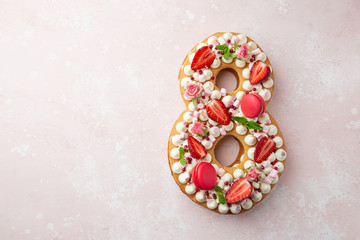 Number 8 naked honey cake for Birthday