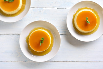 Caramel custard pudding