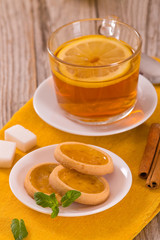 Lemon tartlets.