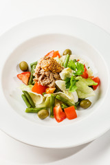 salad with tuna