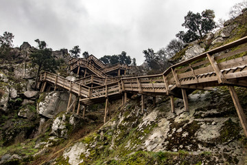 Fototapeta na wymiar wooden path in the mountains