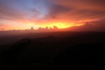 Obraz premium sunset in the mountains