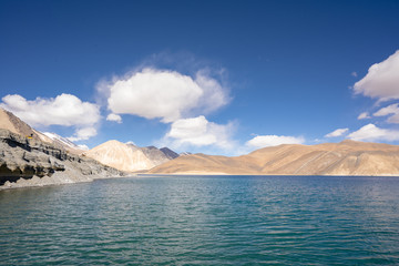 Fototapeta na wymiar A view of Pangong Lake in Ladakh. Pangong lake or Pangong Tso It's one of the world's highest saltwater lakes.