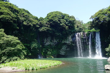Cascade de Jeongbang