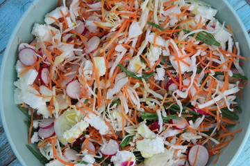 Salade de choux, salicorne et carottes 