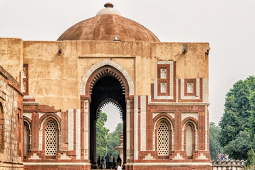 Fototapeta na wymiar The Qutub or Qutab Minaret complex in Delhi India.