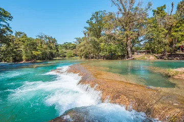 Fototapete Wasserfälle Panoramic view of the turquoise waterfalls at Agua Azul in Chiapas, Mexico  © JoseLuis