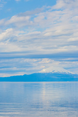 オソルノ山とジャンキウエ湖