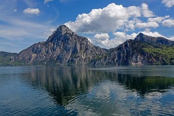 Fototapeta na wymiar Traunstein Mountain reflection in Lake Traunsee, Austria