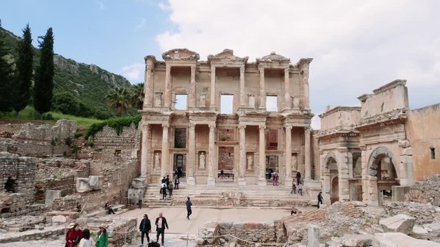 Time lapse of Celsus Library in Ephesus (Efes). Ancient Greek city Izmir, Turkey. Travel concept