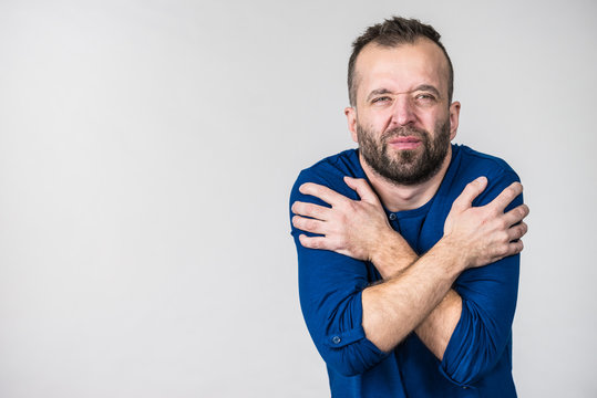 Shivering Man Images – Browse 179,908 Stock Photos, Vectors, and Video |  Adobe Stock